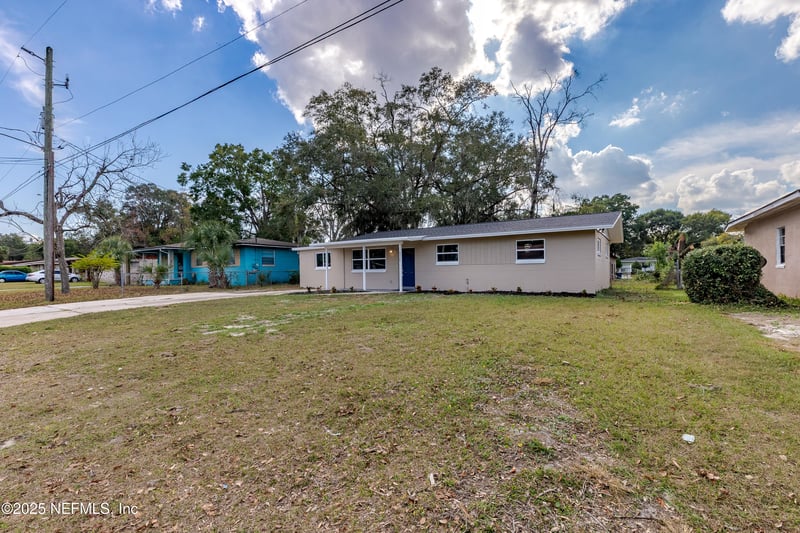 6926 Corday Rd, Jacksonville, FL 32208