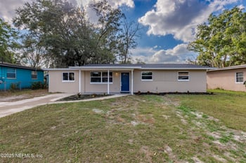 6926 Corday Rd, Jacksonville, FL 32208