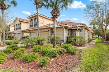 3836 La Vista Cir, Jacksonville, FL 32217