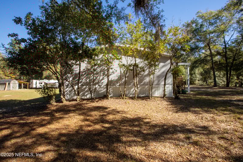 136 Boots Rd, Melrose, FL 32666