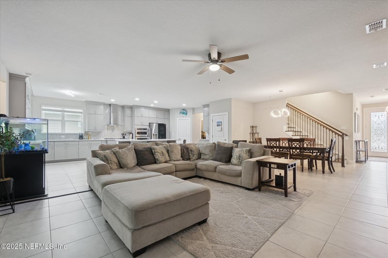 75470 Sunberry Dr, Yulee, FL 32097