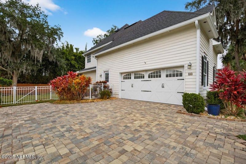 53 Tallwood Rd, Jacksonville Beach, FL 32250