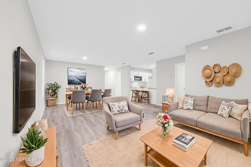 4225 Mc Arthur St, Jacksonville, FL 32207