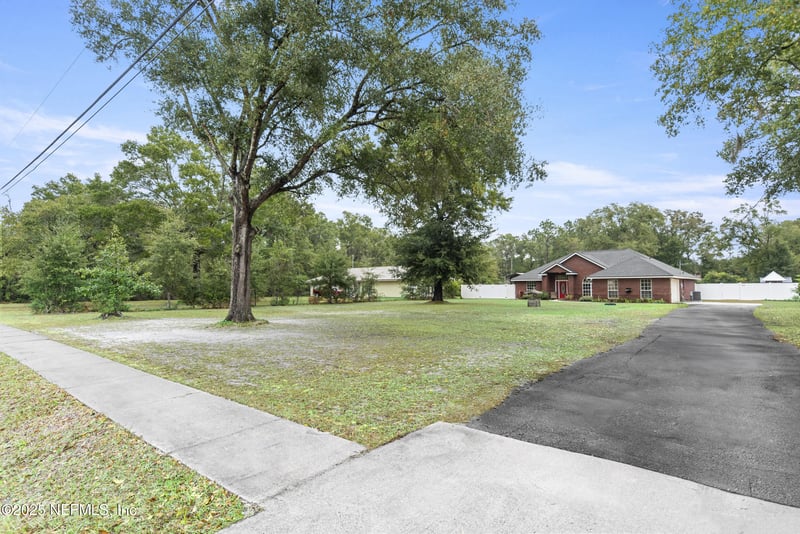 13739 Dunn Creek Rd, Jacksonville, FL 32218