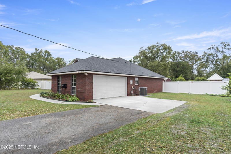 13739 Dunn Creek Rd, Jacksonville, FL 32218
