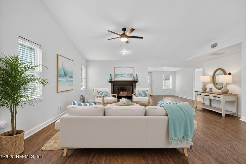 13046 Twin Pines Cir, Jacksonville, FL 32246