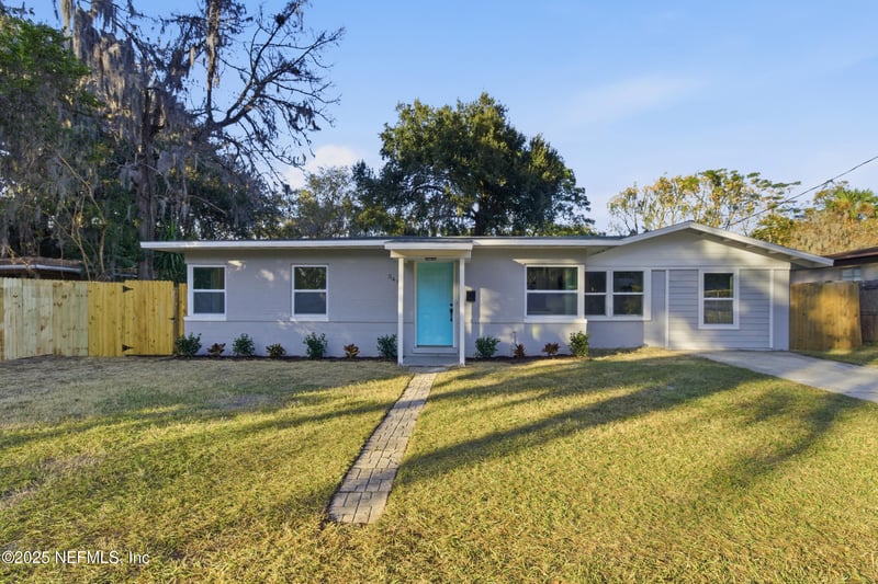 5475 Gable Ln, Jacksonville, FL 32211