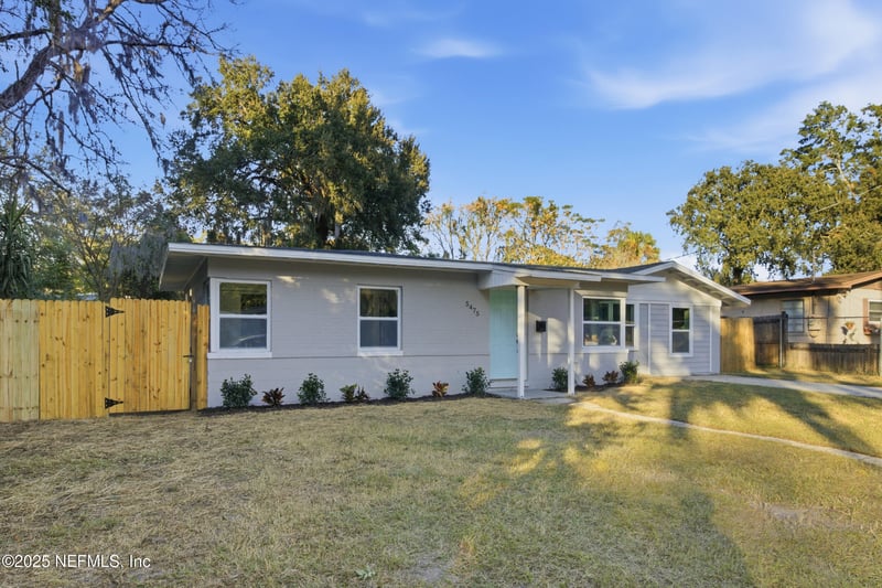 5475 Gable Ln, Jacksonville, FL 32211
