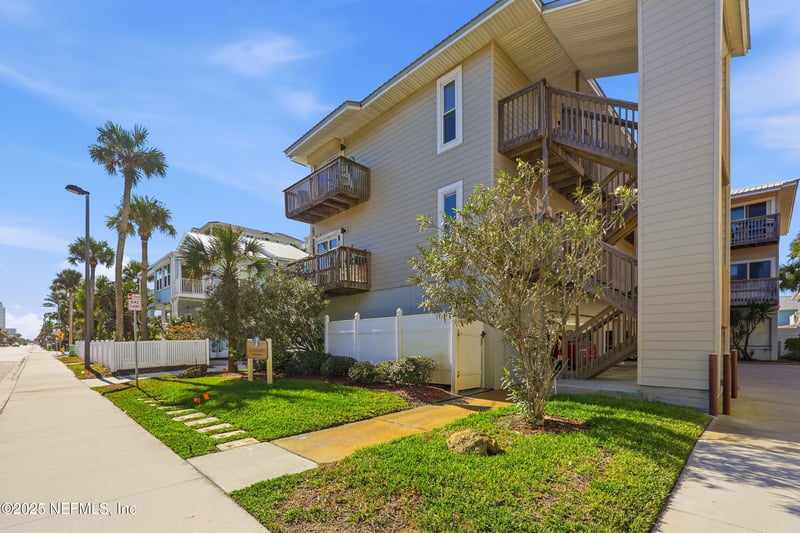 410 1st St #C, Jacksonville Beach, FL 32250