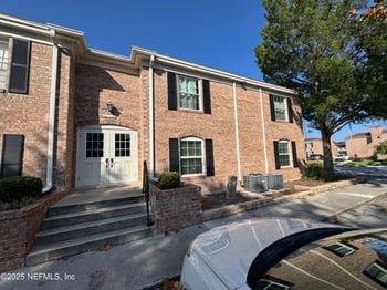 5201 Atlantic Blvd #63, Jacksonville, FL 32207