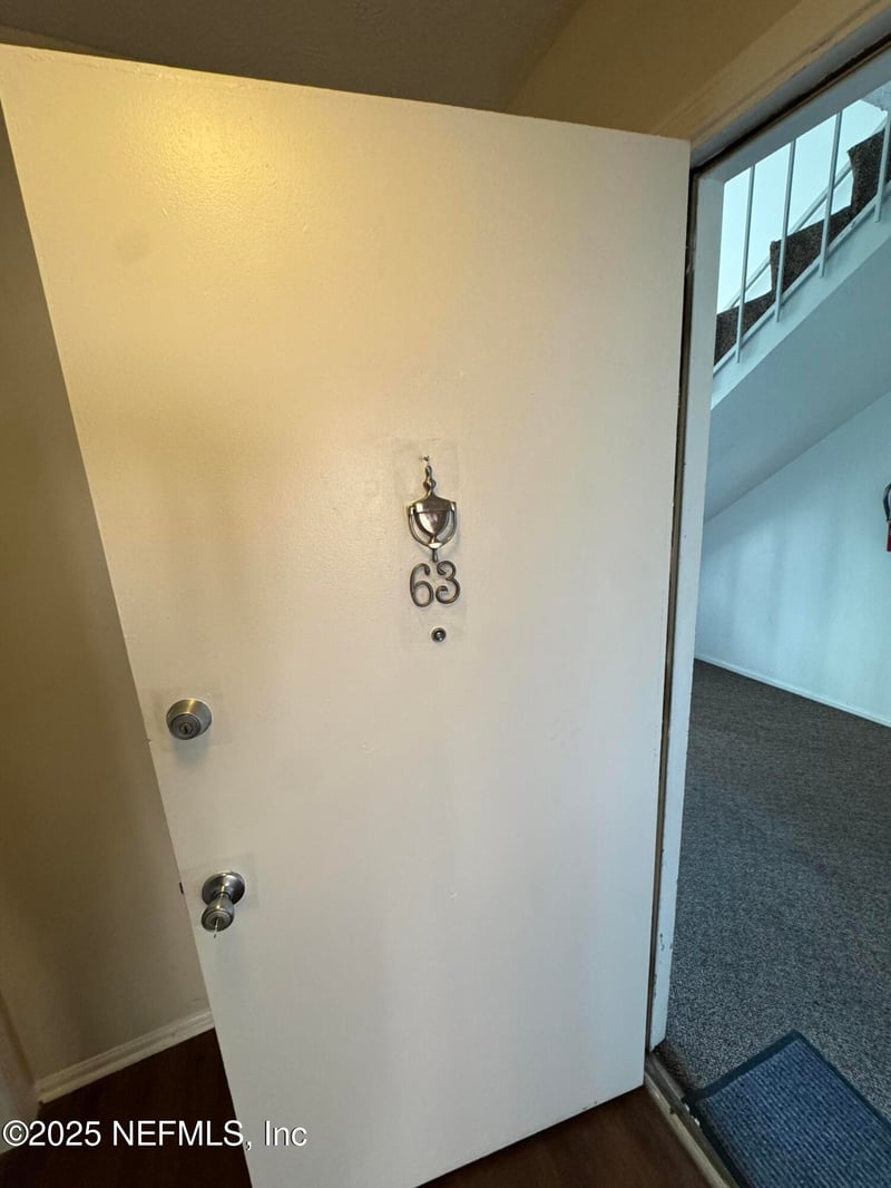 5201 Atlantic Blvd #63, Jacksonville, FL 32207