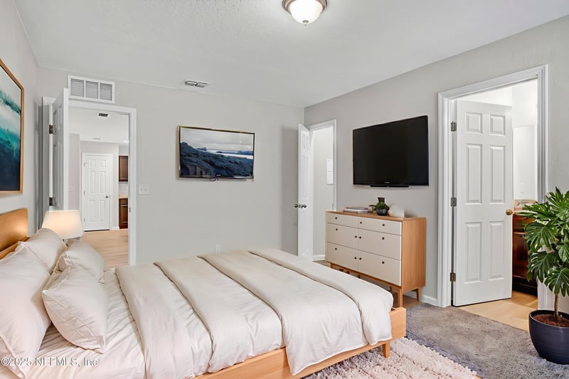 8595 Hare Ave, Jacksonville, FL 32211