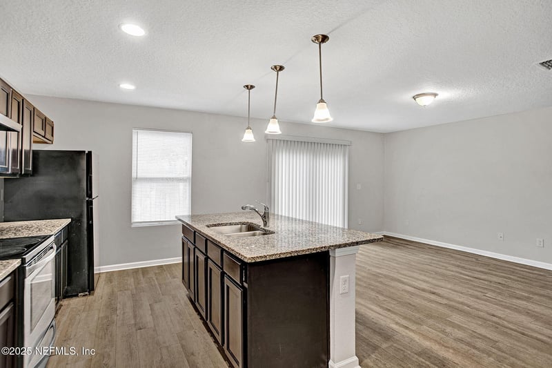 8595 Hare Ave, Jacksonville, FL 32211