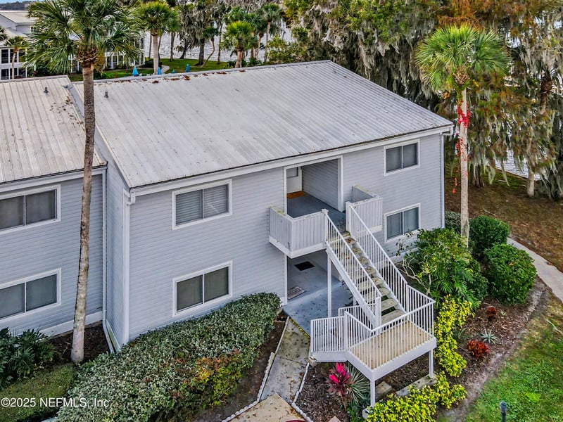 102 River Bend Ct #A, Welaka, FL 32193