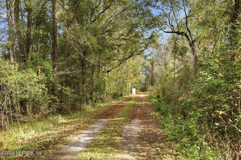 44208 Rebecca Ln, Callahan, FL 32011