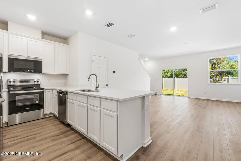 184 Beach Palm Ct, St Augustine, FL 32086