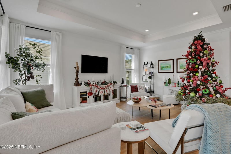 10947 Town View Dr, Jacksonville, FL 32256