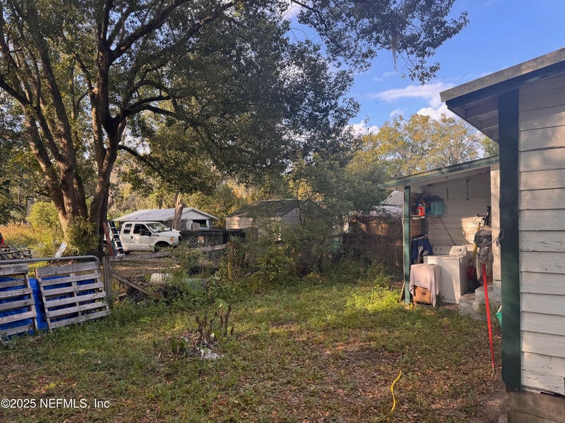 12746 Woodland Ave, Jacksonville, FL 32218