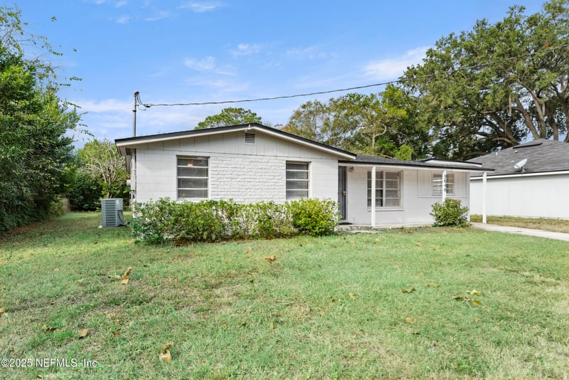 5646 Ricker Rd, Jacksonville, FL 32244