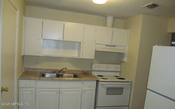 3308 Dillon St, Jacksonville, FL 32254