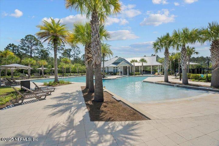 10307 Benson Lake Dr, Jacksonville, FL 32222