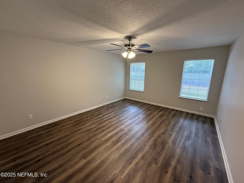 11223 Martin Lakes Dr, Jacksonville, FL 32220