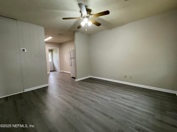 1717 Lindsey Rd, Jacksonville, FL 32221