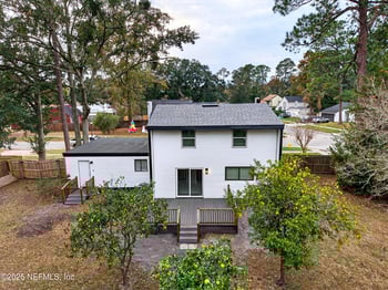 8305 Coralberry Ln, Jacksonville, FL 32244