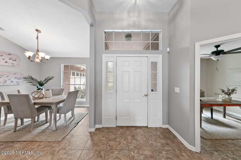 113 Nottingham Dr, St Johns, FL 32259