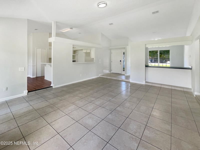 2058 Manucy Ct, Middleburg, FL 32068