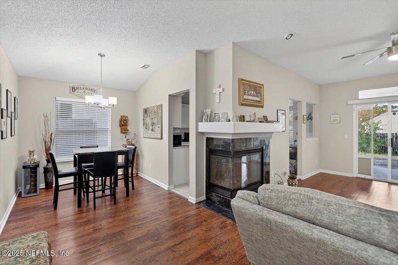 12311 Sondra Cove Trl, Jacksonville, FL 32225