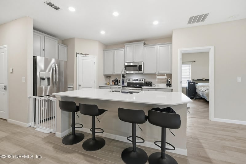 10249 Nala Ln, Jacksonville, FL 32218