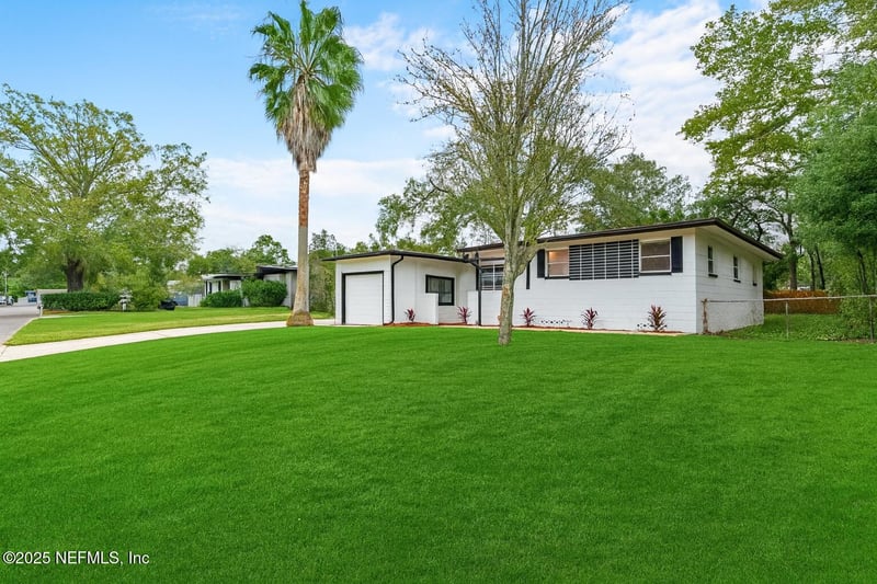 7060 Perke Dr, Jacksonville, FL 32210