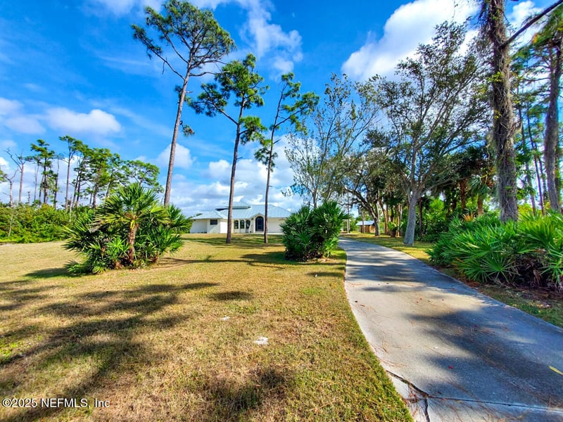 18 Riverfront Dr, Venice, FL 34293