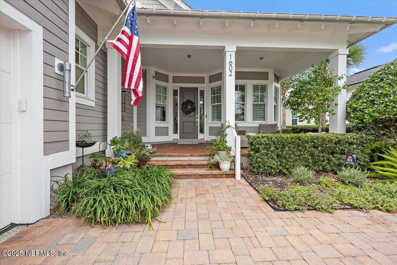 1602 Maritime Oak Dr, Atlantic Beach, FL 32233