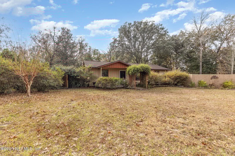 4341 Chokeberry Rd, Middleburg, FL 32068