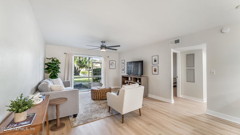 22 Comares Ave #5B, St Augustine, FL 32080