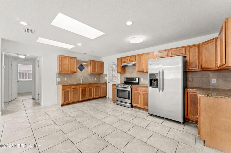 5025 Welborn Rd, Jacksonville, FL 32207