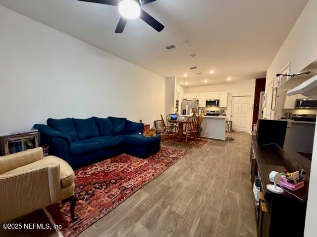 871 Rivertree Pl, Middleburg, FL 32068