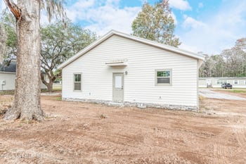 9750 Sherman Ave, Glen St Mary, FL 32040