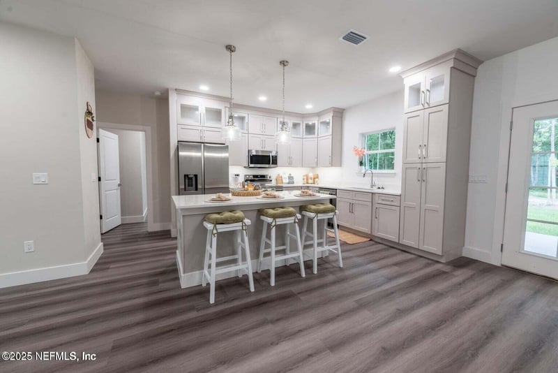 871 Parker St, Starke, FL 32091