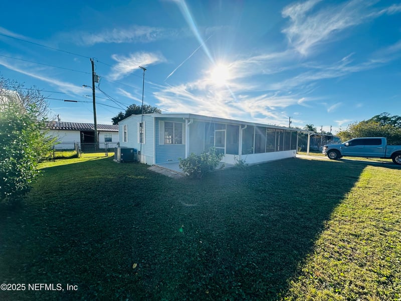 213 Alabama St, Crescent, FL 32112