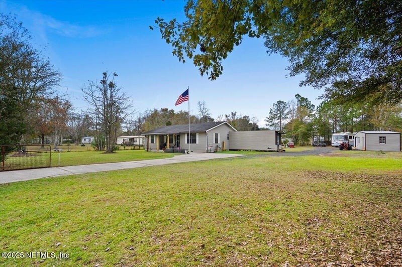 54207 Bea Rd, Callahan, FL 32011