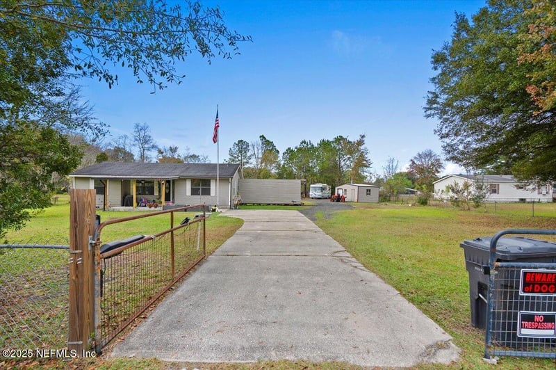 54207 Bea Rd, Callahan, FL 32011