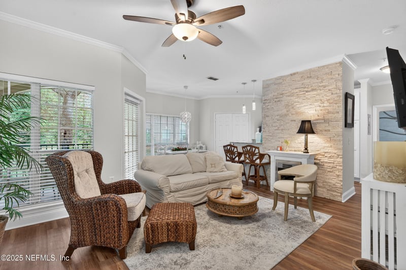 7800 Point Meadows Dr #417, Jacksonville, FL 32256