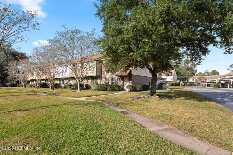 8181 Trafalgar Sq, Jacksonville, FL 32217