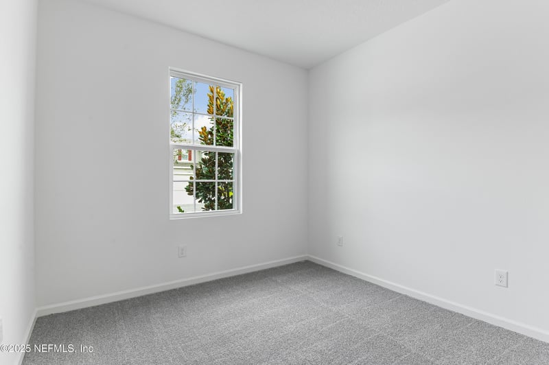 328 Alexandrite St, Deland, FL 32720