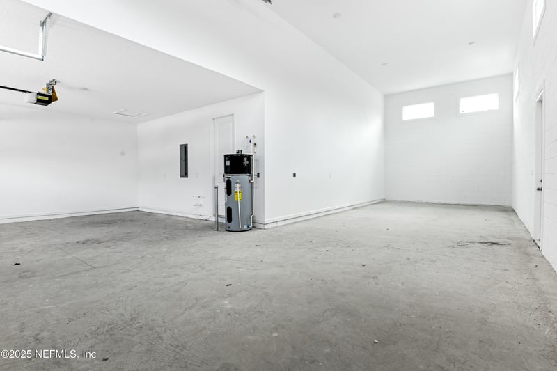 328 Alexandrite St, Deland, FL 32720