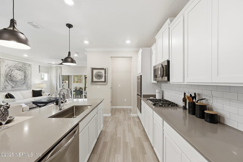 64 Round Robin Rn, St Johns, FL 32259