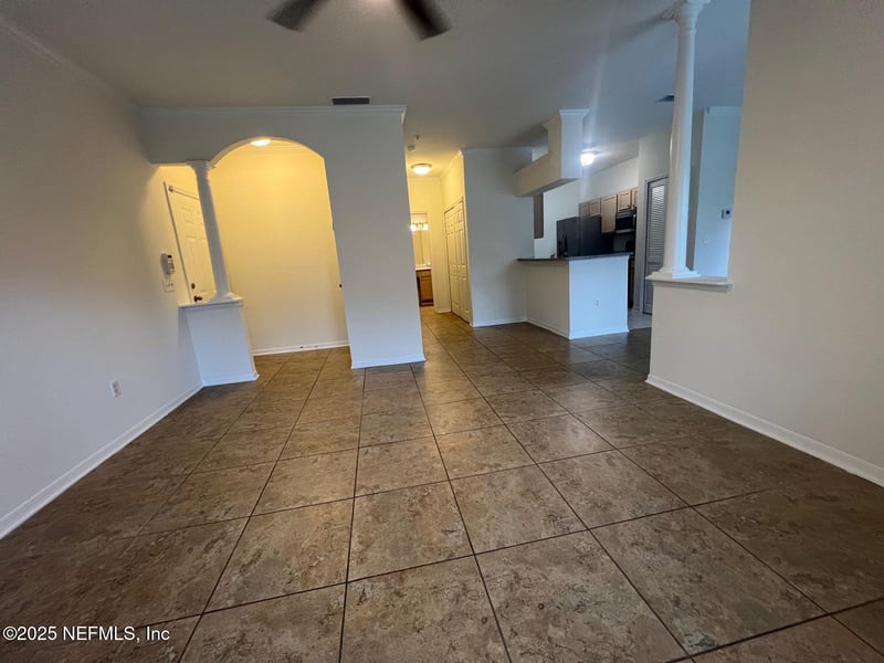 7800 Point Meadows Dr #1524, Jacksonville, FL 32256